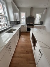 8 Brookside Ave, Unit 3 in Boston, MA - Building Photo - Building Photo