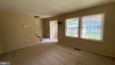 5529 Woodenhawk Cir in Columbia, MD - Building Photo - Building Photo
