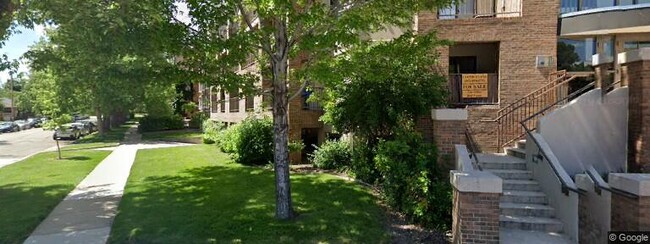 1085 Broadway, Unit 18 in Boulder, CO - Building Photo - Building Photo