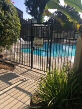 3312 Caminito Eastbluff, Unit 128 in La Jolla, CA - Building Photo - Building Photo