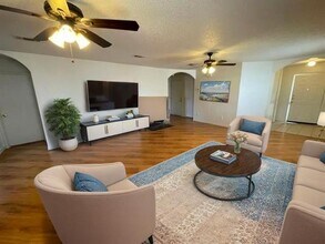 5413 Emmeryville Ln in Fort Worth, TX - Building Photo - Building Photo