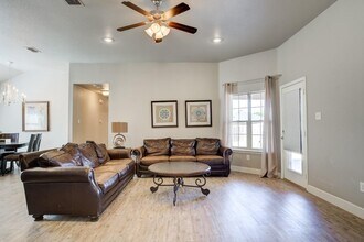 2204 101st St in Lubbock, TX - Building Photo - Building Photo