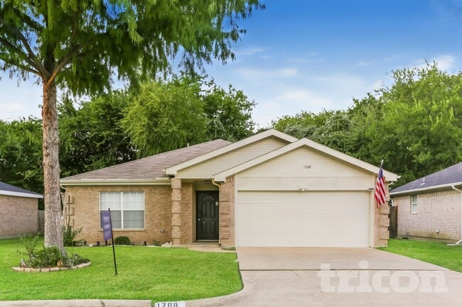 property at 1708 N Bent Tree Trail