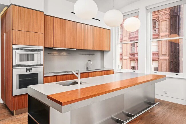 172 Crosby St in New York, NY - Building Photo - Building Photo