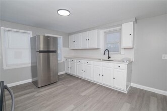 670 Putnam Pike in Smithfield, RI - Building Photo - Building Photo