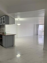 3545 NE 166th St in North Miami Beach, FL - Building Photo - Building Photo