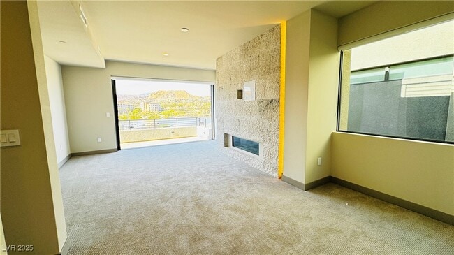 property at 26 Promenade Isle Ln