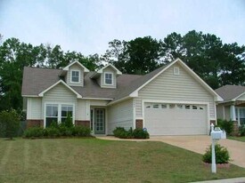 8352 Innsbrook Dr in Tallahassee, FL - Building Photo