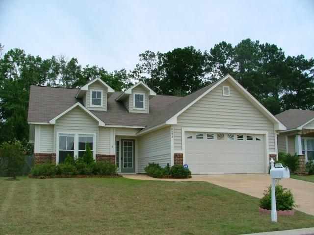 property at 8352 Innsbrook Dr