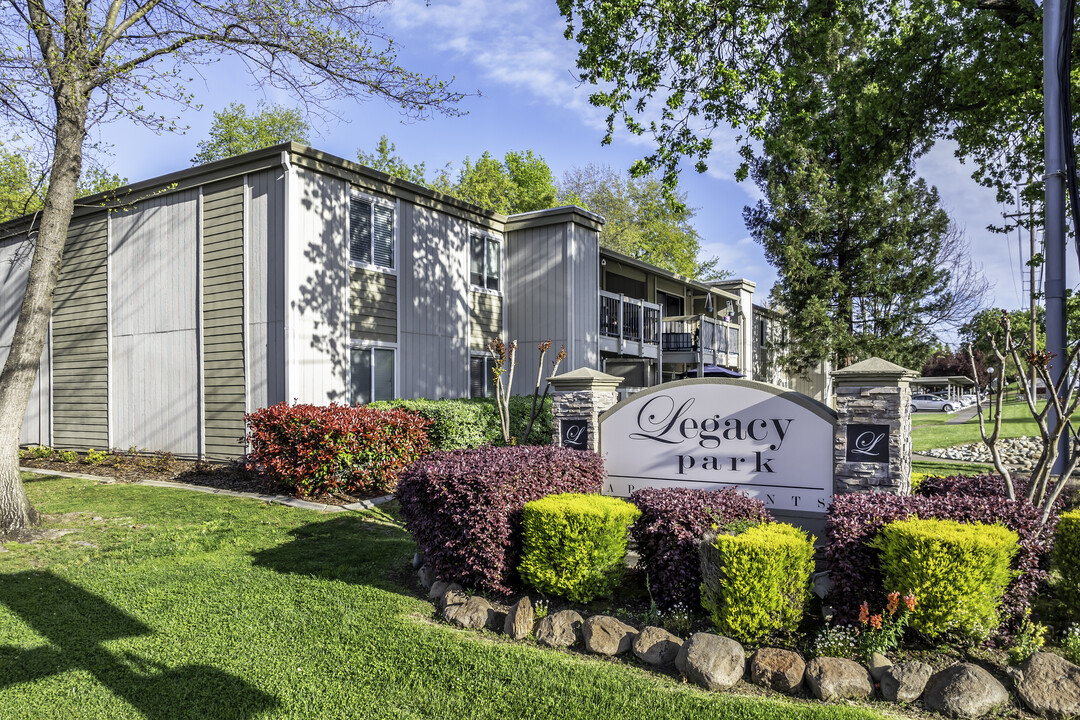 Legacy Park Apartments in Citrus Heights, CA - Foto de edificio