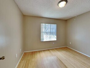 3400 NW 78th Ave in Margate, FL - Building Photo - Building Photo