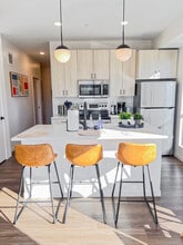 338 NE 2nd St in Minneapolis, MN - Building Photo - Building Photo