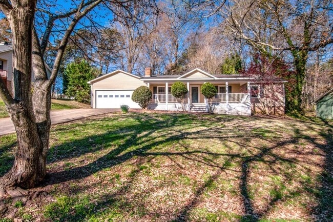 property at 2089 Rock Springs Cir