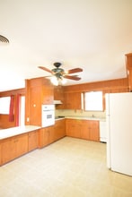 2006 S 49th St in Temple, TX - Building Photo - Building Photo