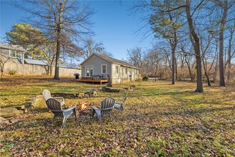 325 S Washington Ave in Fayetteville, AR - Building Photo - Building Photo