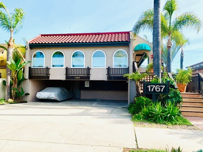 property at 1767 Grand Ave