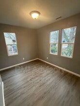 2328 SW Eveningside Dr in Topeka, KS - Building Photo - Building Photo