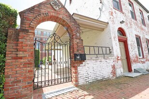 328 W Gay St, Unit A in West Chester, PA - Building Photo