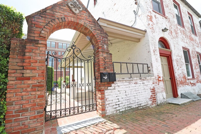 328 W Gay St, Unit A