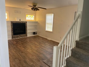 1127 Fort Hunter Rd in Schenectady, NY - Building Photo - Building Photo