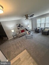 102 Stonehurst Ct in New Castle, DE - Building Photo - Building Photo