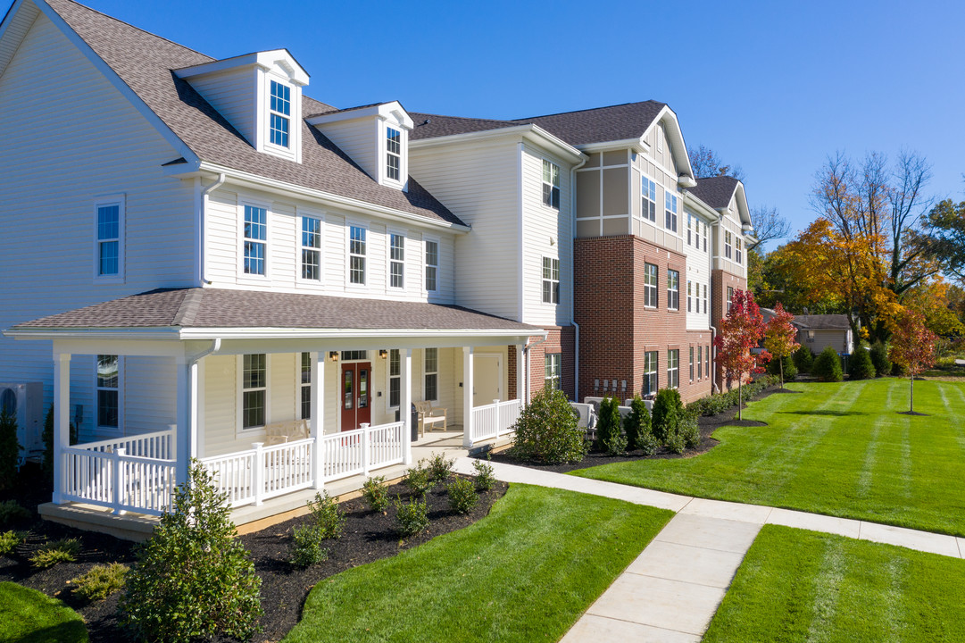 Rolling Greens Court Senior Apartments in Cinnaminson, NJ - Building Photo