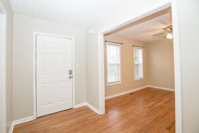 6030 Greenway Dr in Fayetteville, NC - Building Photo - Building Photo