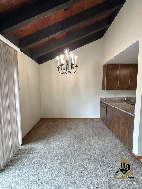 2200 Woodside Ln in Sacramento, CA - Building Photo - Building Photo