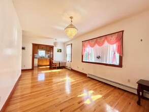 99 Litchfield St, Unit 2 in Boston, MA - Building Photo - Building Photo