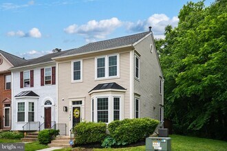 1043 Downing Ct in Bowie, MD - Building Photo - Building Photo