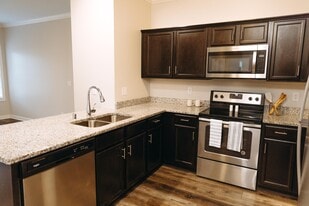 Laurel Ridge in Bowling Green, KY - Building Photo