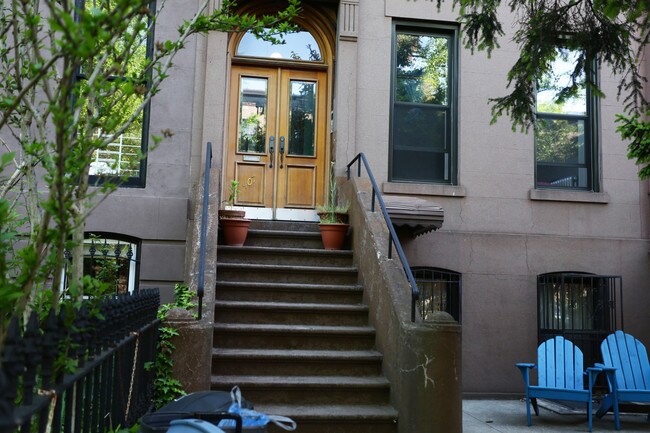 407 Union St in Brooklyn, NY - Foto de edificio - Building Photo