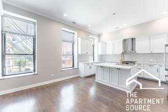 1133 W Madison St-Unit -2f in Chicago, IL - Building Photo - Building Photo