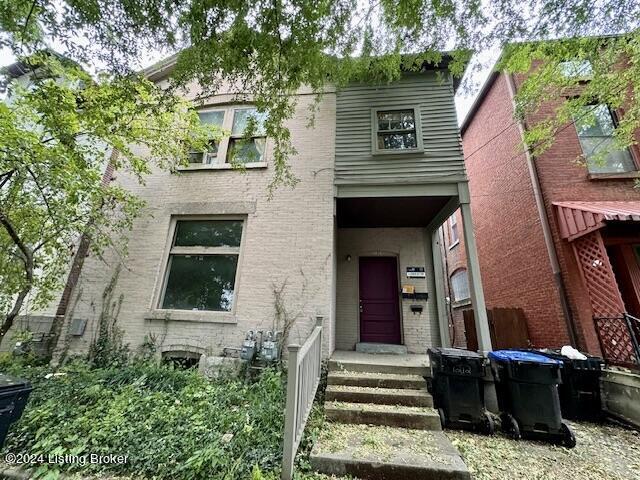 property at 1212 S Floyd St