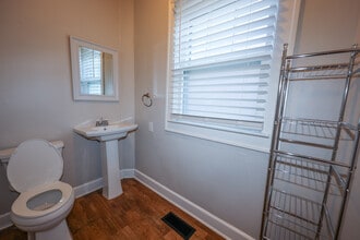 4058 Central Ave, Unit 4058 Central in Indianapolis, IN - Building Photo - Building Photo