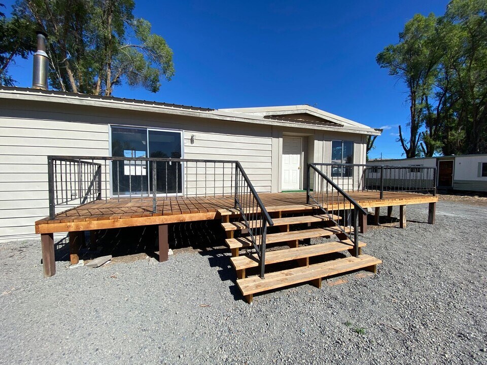 3862 1/2-3862 1/2 Clinton Ave in Klamath Falls, OR - Building Photo