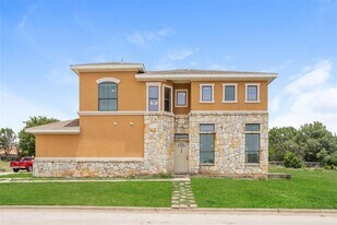 1010 Immanuel Rd in Pflugerville, TX - Building Photo