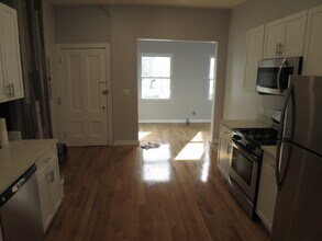 356 Somerville Ave in Somerville, MA - Foto de edificio - Building Photo