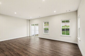 1049 Mountain Vw Dr in Thompson's Station, TN - Building Photo - Building Photo