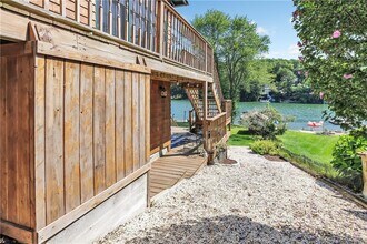 39 Cedar Dr in Danbury, CT - Building Photo - Building Photo