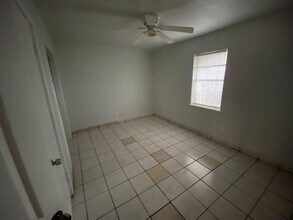 910 Athol St in San Juan, TX - Building Photo - Building Photo