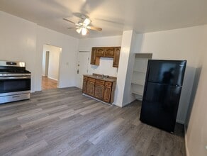 4447 W Carroll Ave in Chicago, IL - Building Photo - Building Photo