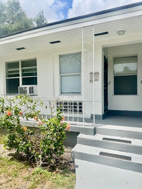 3 Santillane Ave in Coral Gables, FL - Building Photo