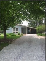 4343 E Deckard Dr in Bloomington, IN - Building Photo