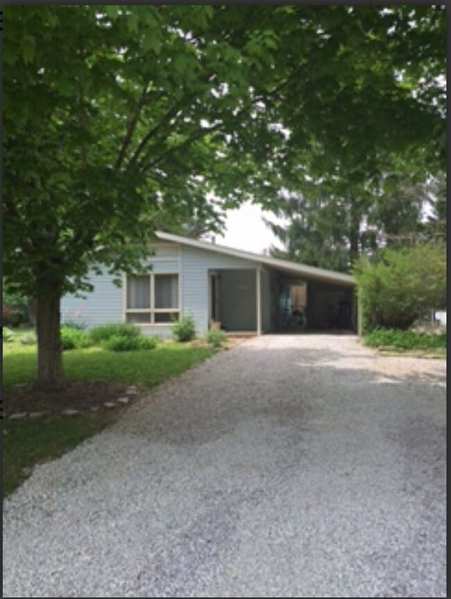 property at 4343 E Deckard Dr