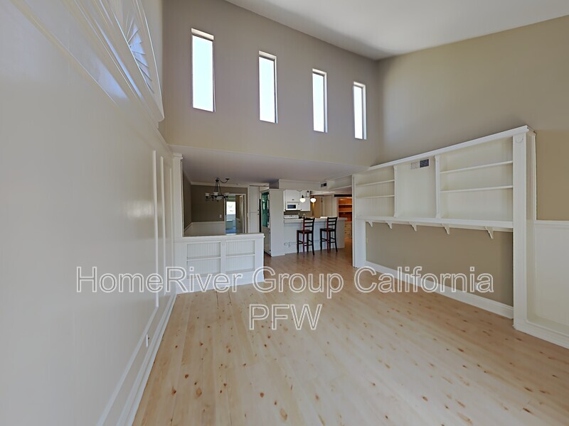 23401 Park Sorrento in Calabasas, CA - Building Photo
