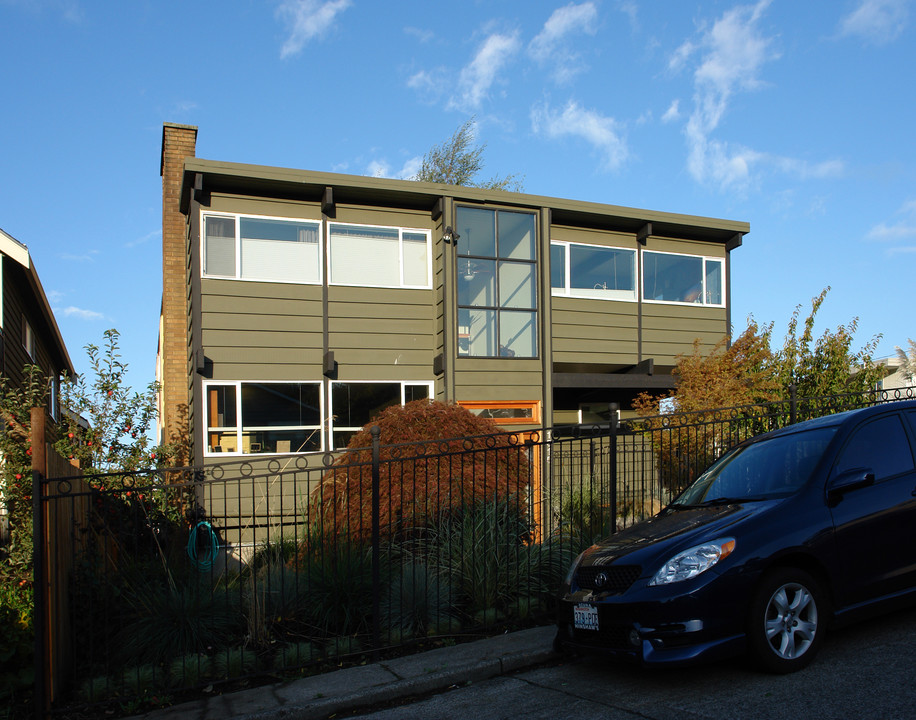 1315 W Barrett St in Seattle, WA - Foto de edificio