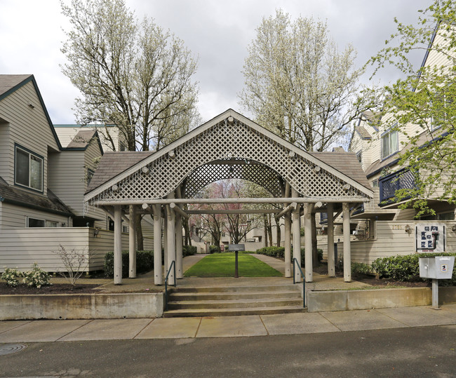 Old Forestry Commons in Portland, OR - Building Photo - Building Photo