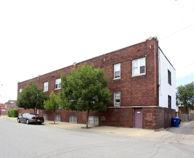 3527 Hemlock St in East Chicago, IN - Building Photo - Building Photo