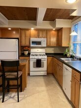31 Linwood Ave in Williamsville, NY - Foto de edificio - Building Photo